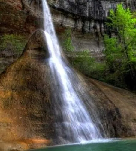 Le Des Cascades * Bassy